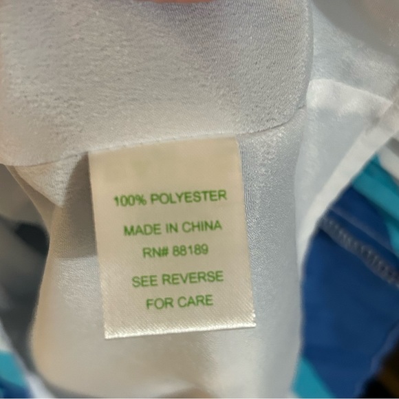 Lilly Pulitzer Crowley Dress in Resort White Sail Stripe - Medium - wear 3 ways - Picture 6 of 7